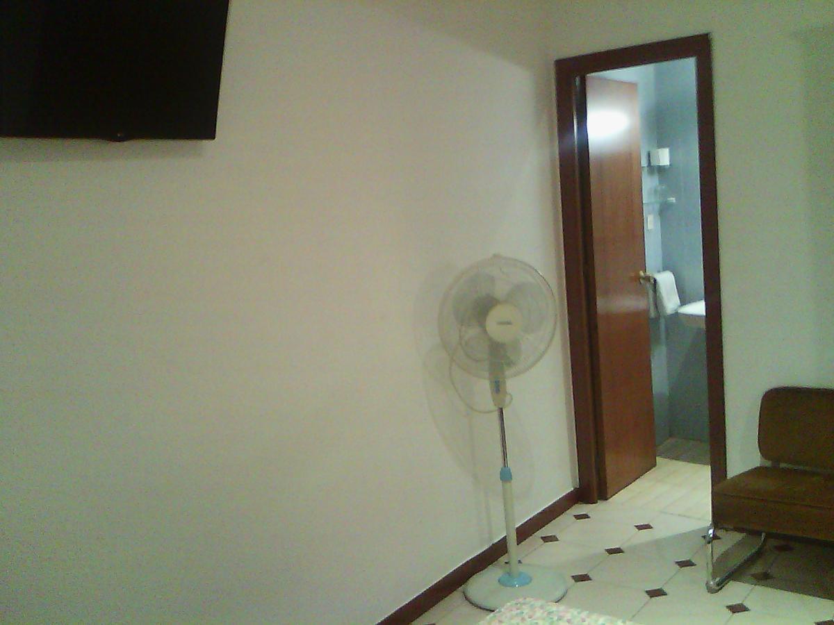 Hostel Central Zaragoza Bagian luar foto