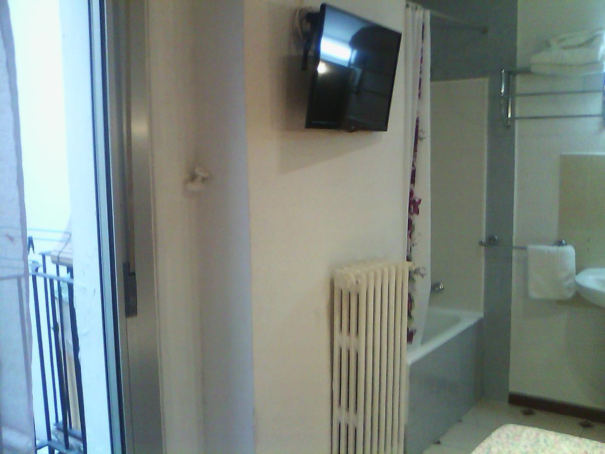 Hostel Central Zaragoza Bagian luar foto