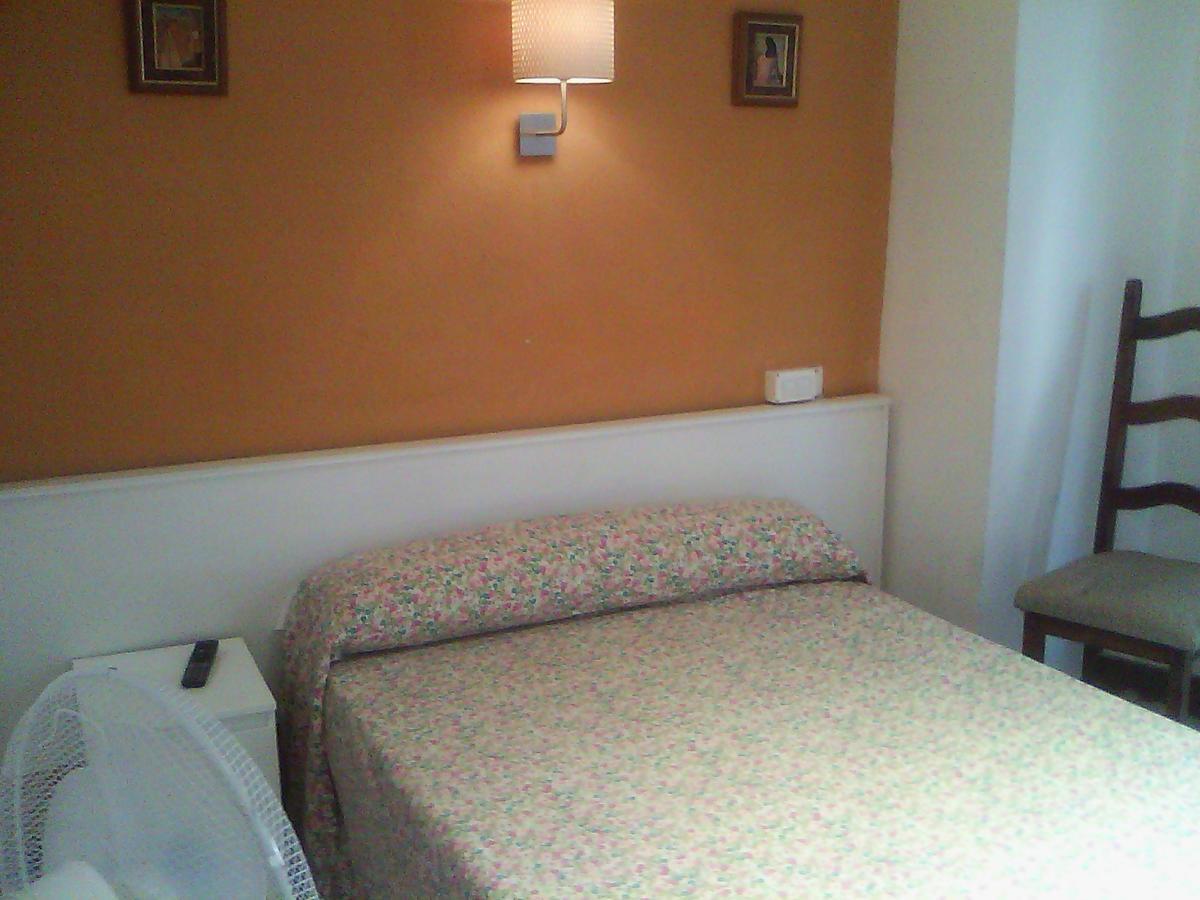 Hostel Central Zaragoza Bagian luar foto