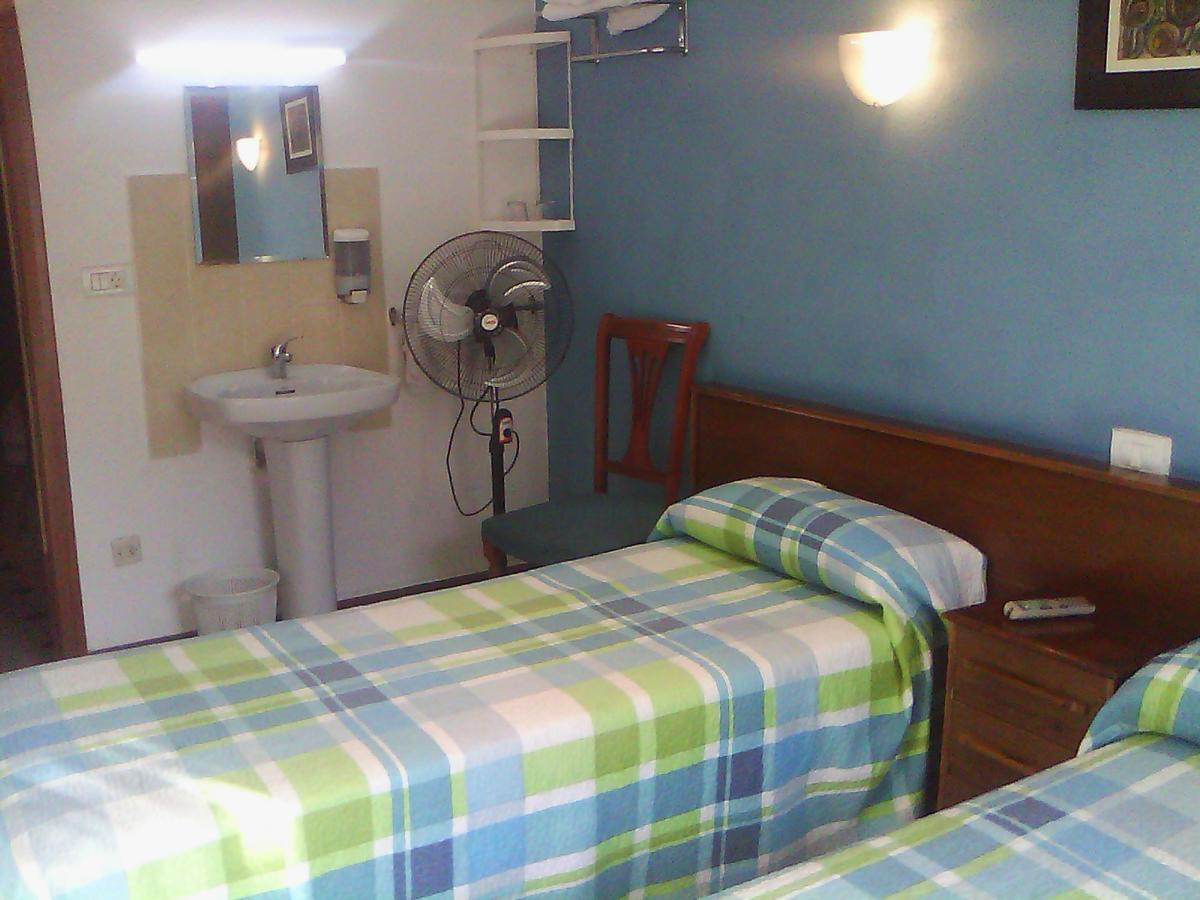 Hostel Central Zaragoza Bagian luar foto