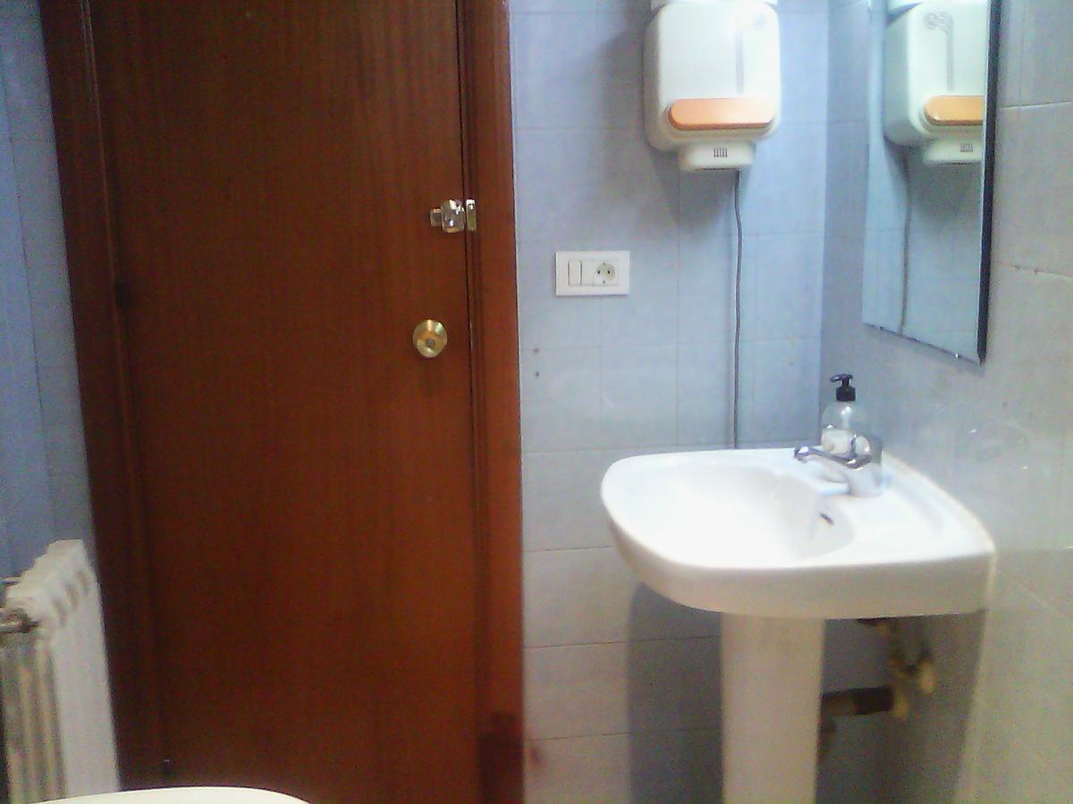 Hostel Central Zaragoza Bagian luar foto